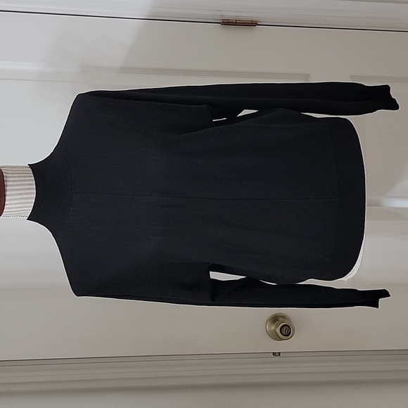H&M, Black Mock Neck Turtleneck, Size XS, Excellent Used Condition - Picture 1 of 11